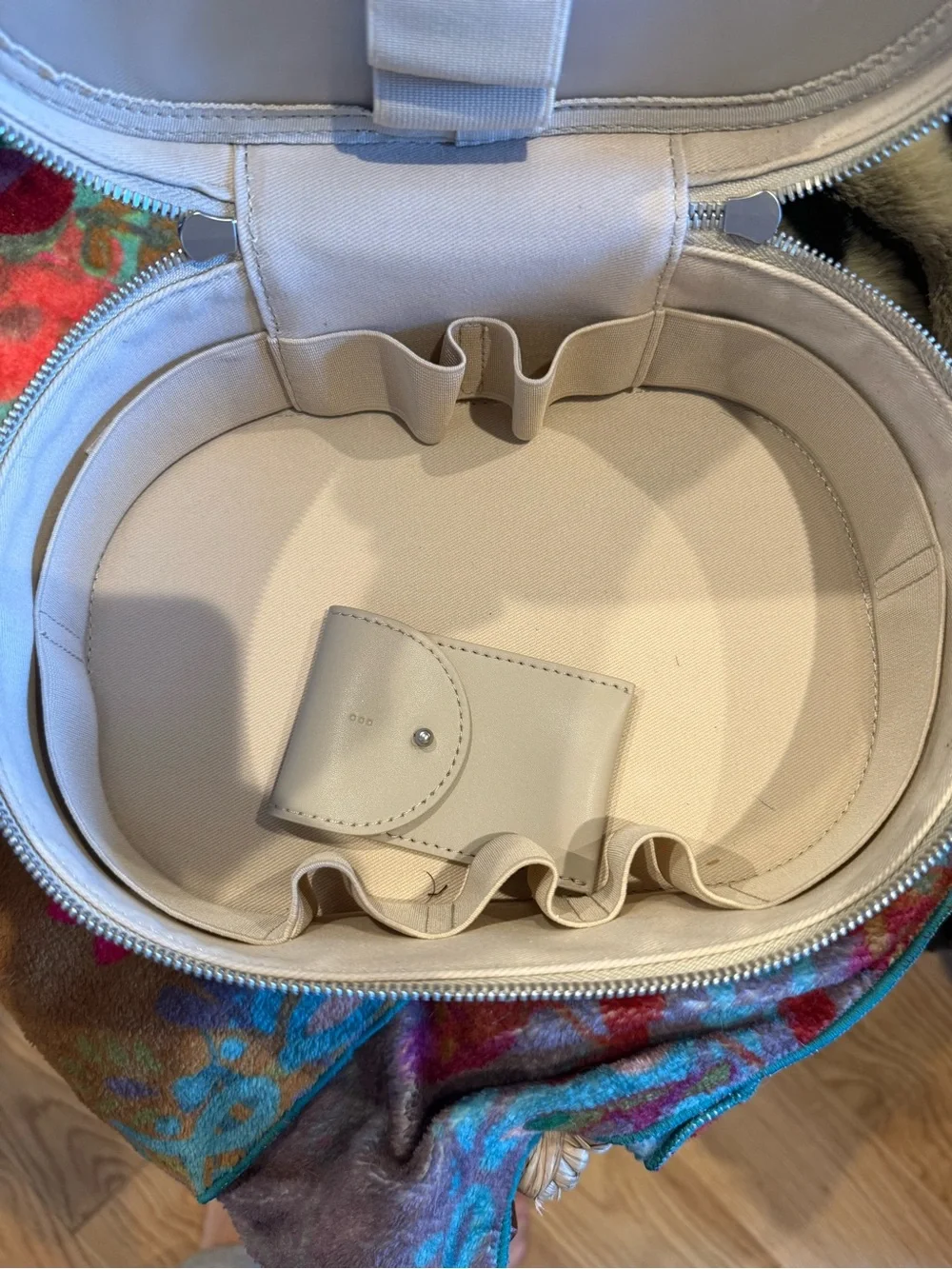 Monos Metro Cosmetic Case ivory